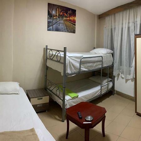 Hostel Hayat Pansiyon Istanbul Exterior foto